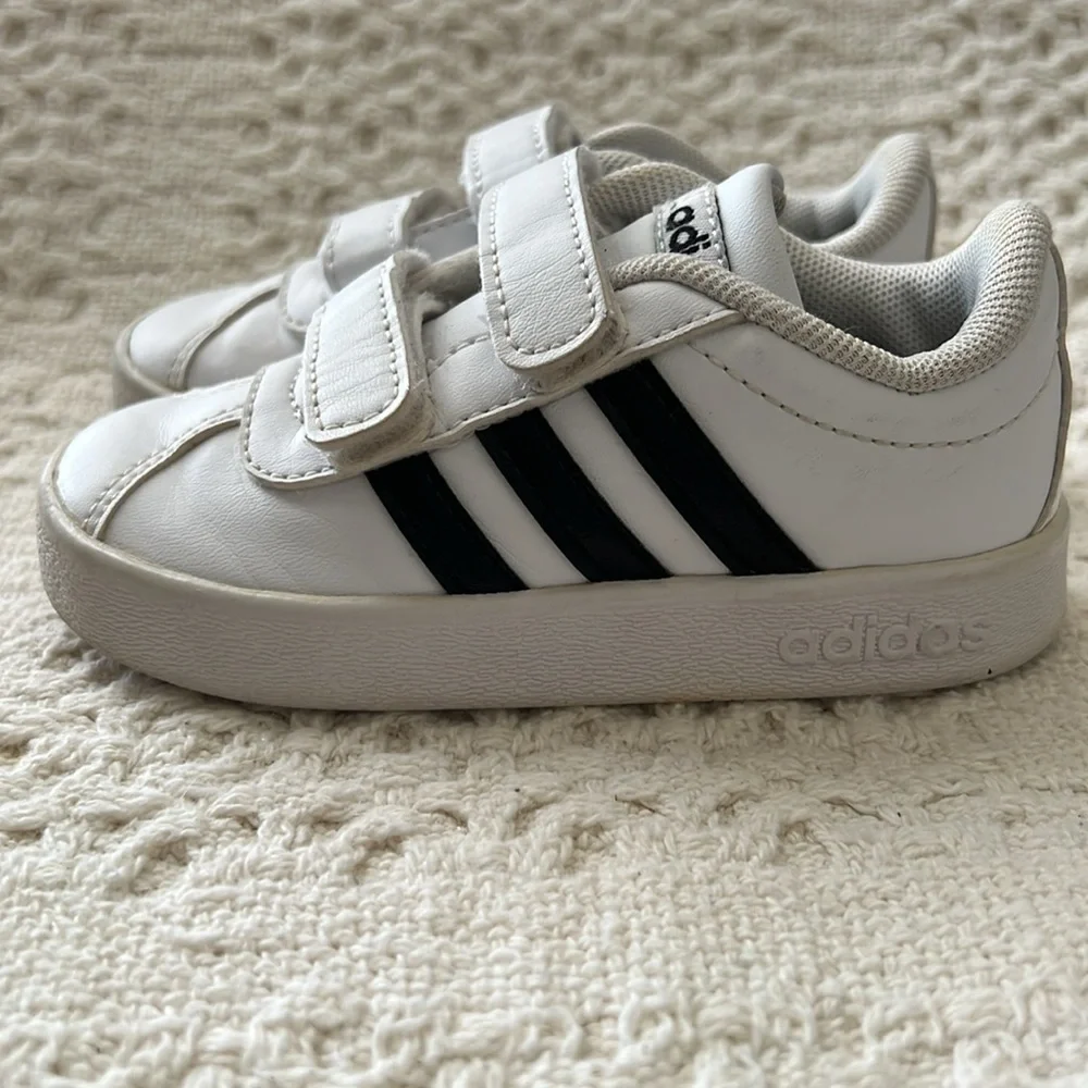 Adidas Kids White and Black Velcro Sneakers size 6K